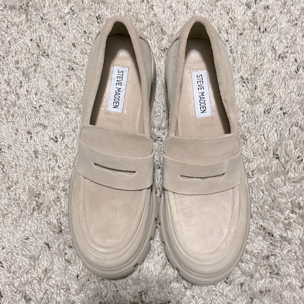 Steve Madden heeled loafers 7.5 W
